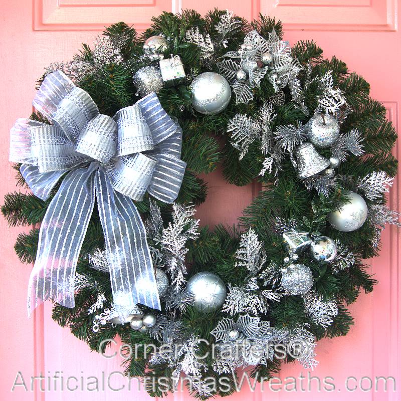 SILVER BELLS CHRISTMAS WREATH | CornerCrafters.com | XMAS WREATHS